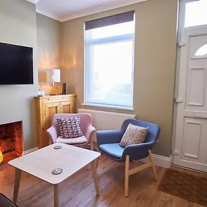 Holiday home New 2bd Victorian Terraced House