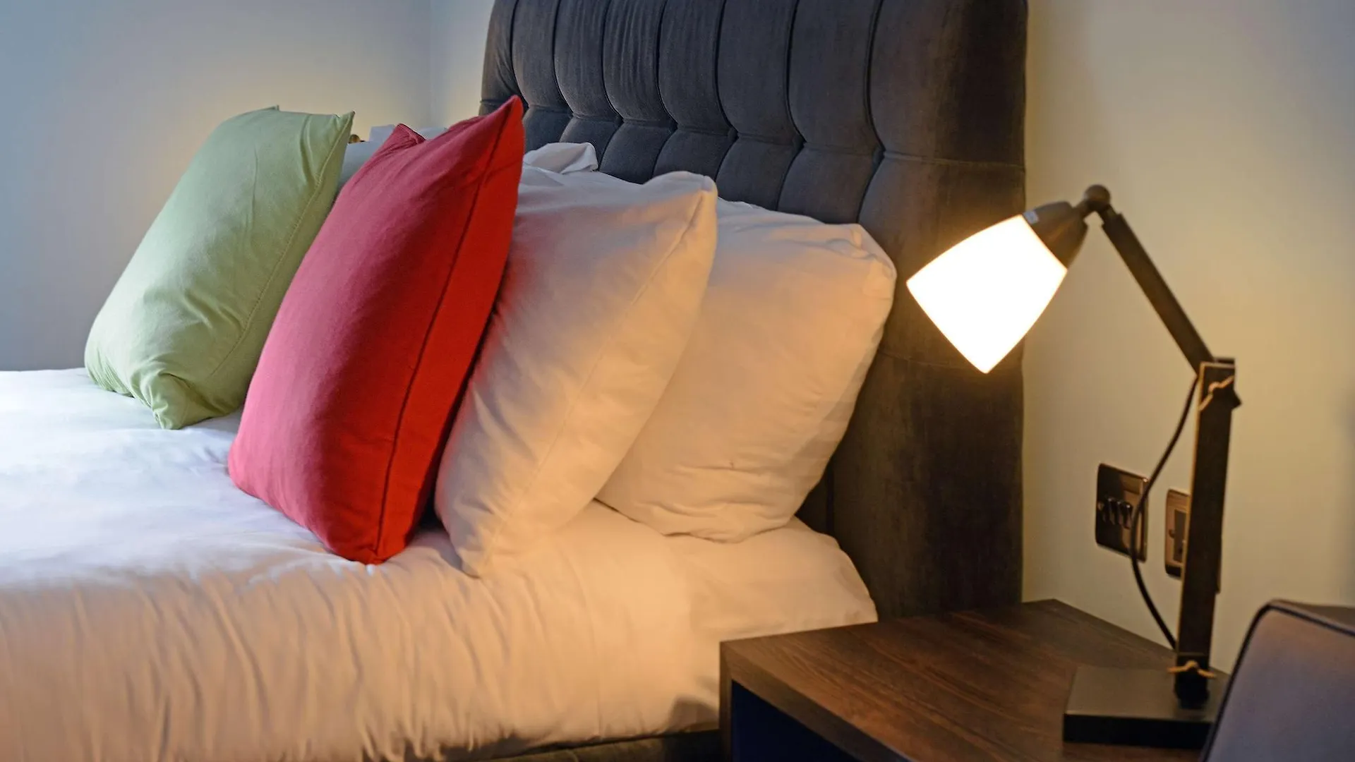 Village Hotel Bornemouth 3*,