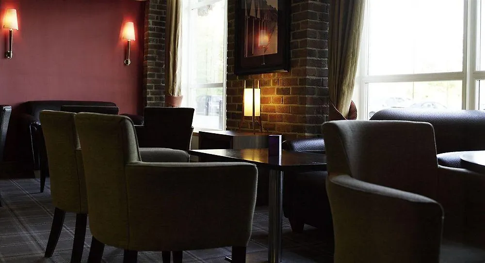 Village Hotel Bornemouth 3*,